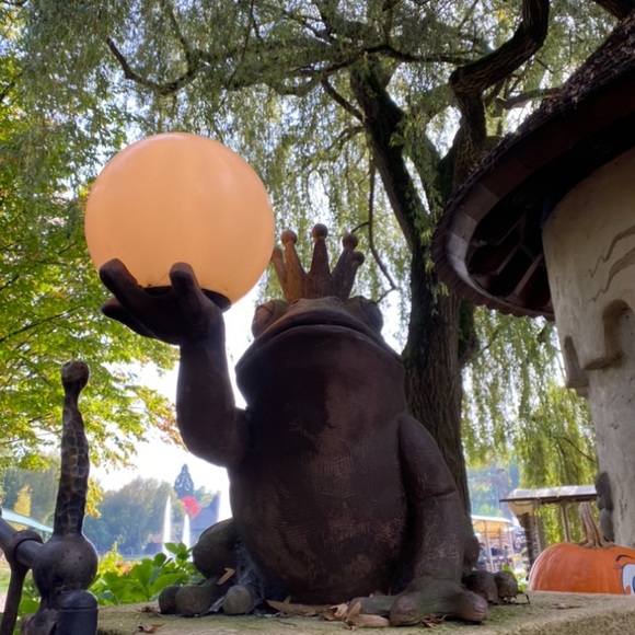 Meet your Posher, Karen - Picture 10 of 14